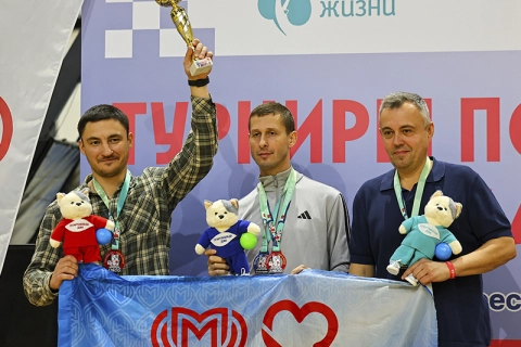 Шашки и шахматы