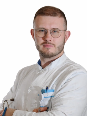 Глибко Кирилл Васильевич заведующий отделением медицинской профилактики - врач-терапевт