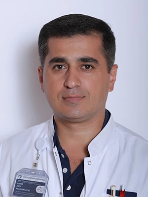 Алиев Азер Рзакерим оглы врач-хирург