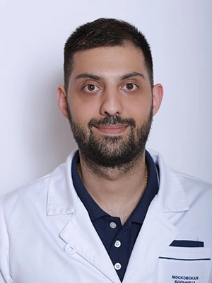 Асриев Егиш Ашотович врач-хирург