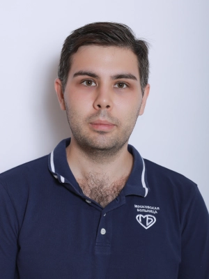 Авясов Дамир Ильгамович врач-хирург