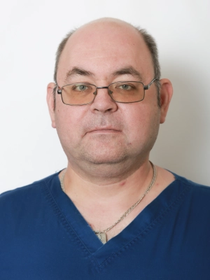 Иовин Борис Викторович врач приемного отделения - врач-терапевт