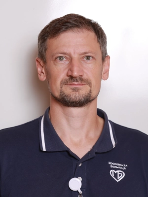 Макаров Артем Михайлович заведующий отделением лучевой диагностики - врач-рентгенолог