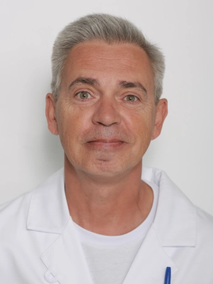 Соколов Алексей Николаевич заведующий кабинетом трансфузиологии - врач-трансфузиолог