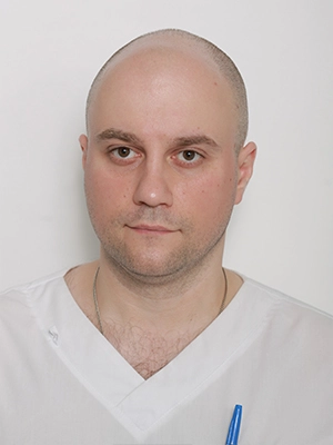 Усов Игорь Александрович врач-нейрохирург