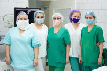 15 февраля отмечается Международный день операционных медсестер и медбратьев